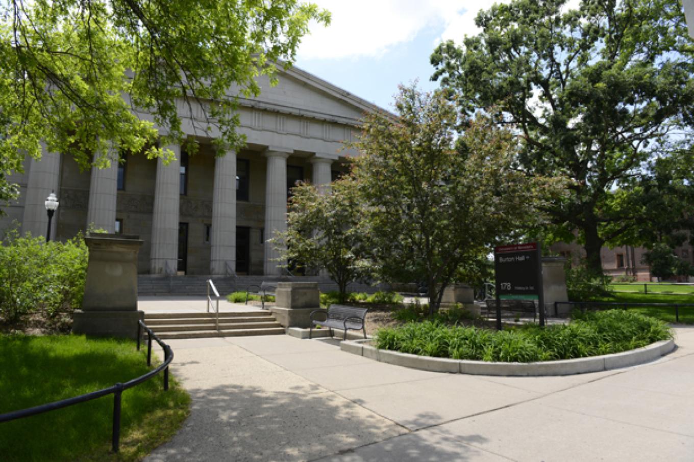 Image of a building with columns in the front